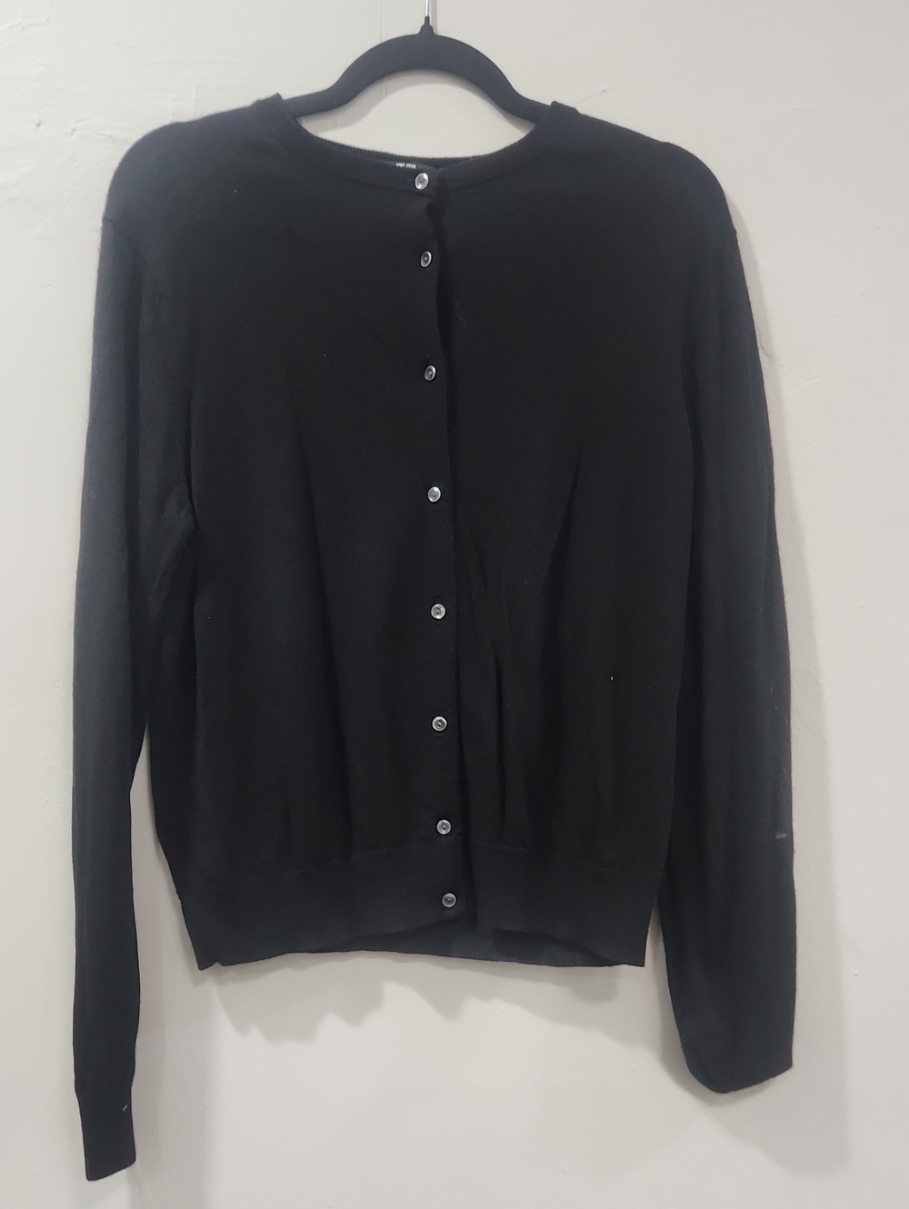 Uniqlo Black Ribbed Button Cardigan